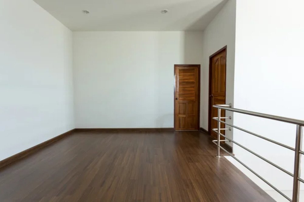Laminate Flooring Small 1